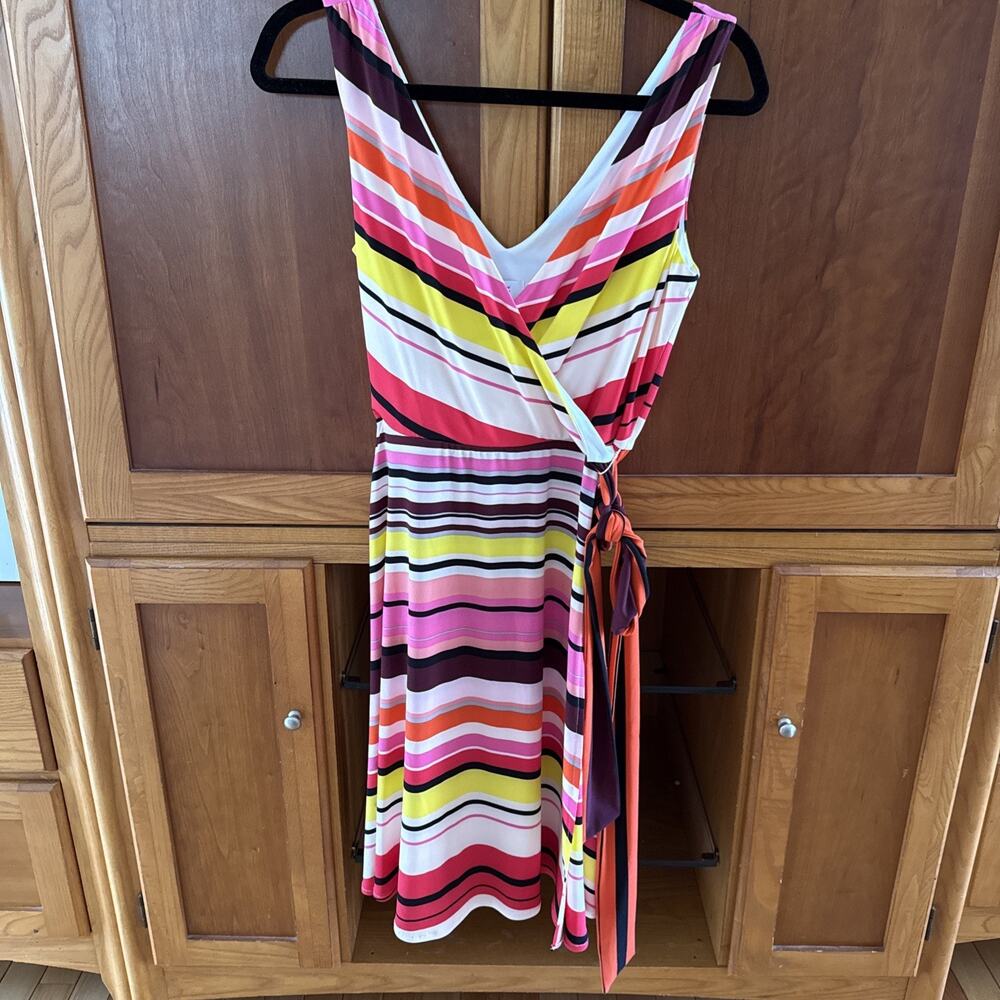 Suzi Chin For Maggy Boutique Ladies Striped V-Neck Wrap Dress W/Side Tie Size 4